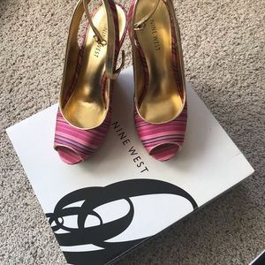 NINE WEST PINK AND GOLD STRAPPY WEDGES